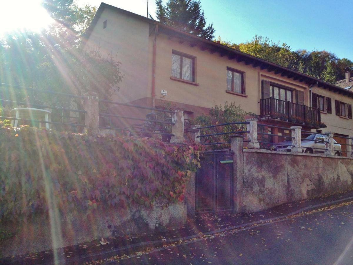 Chambres d'hôtes chez Martine Barr Exterior foto